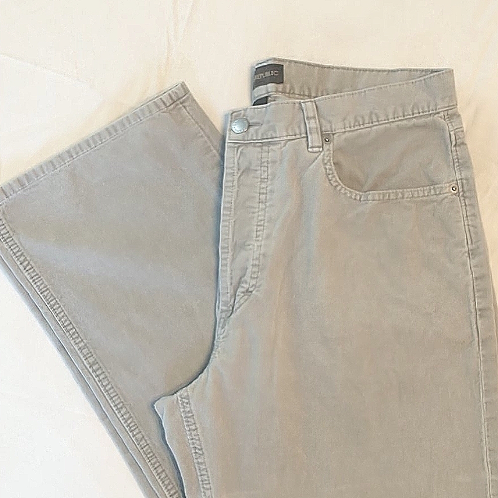 Banana Republic Corduroy Button Fly 35/34